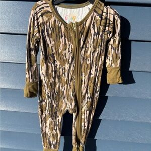 Baby Bamboo Camo Zippy